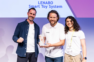 Lenabo gewinnt den Innovation Award auf der Kind + Jugend 2025